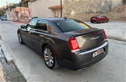 كرايسلر 300